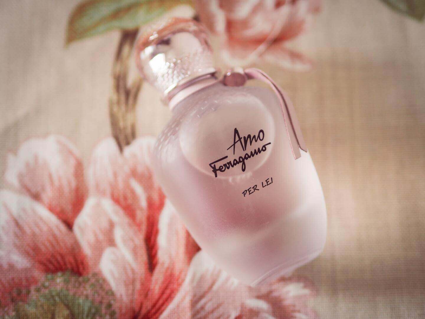 banner-ferragamo-amo-per lei el mejor perfume y perfumes y marcas
